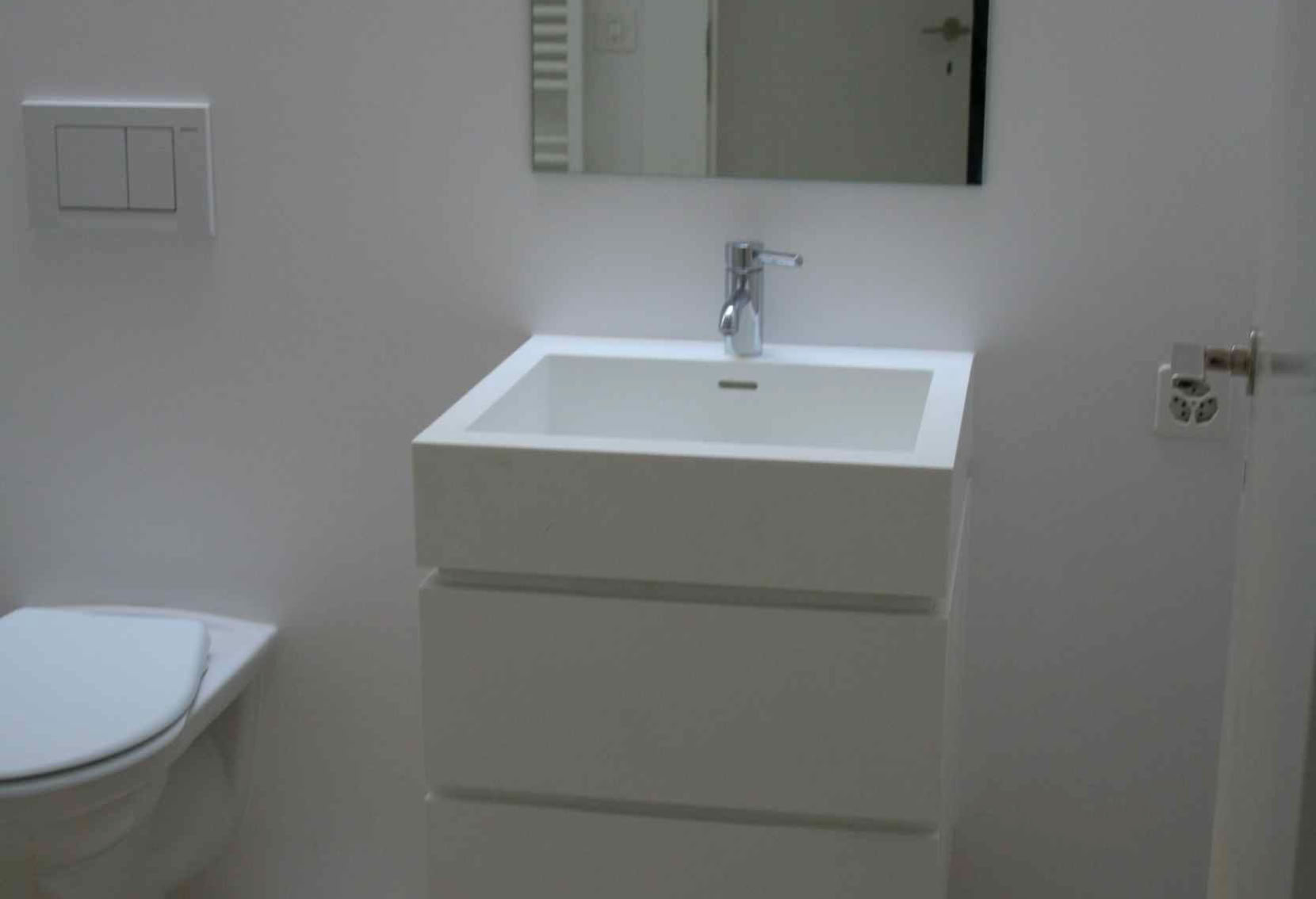 Meuble de salle de bain, deux tiroirs avec vasque en Corian