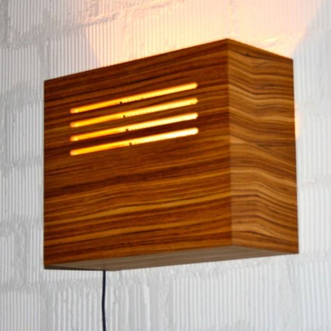 lampe zebrano murale