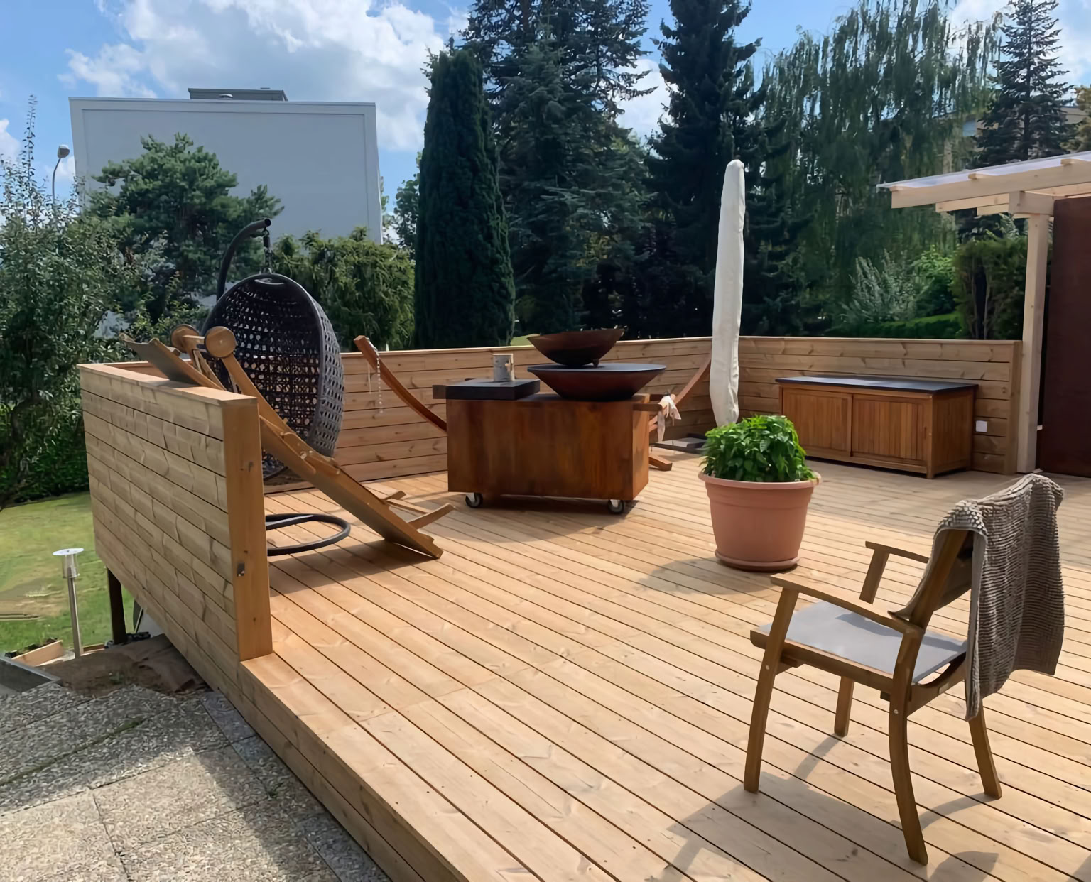 Terrasse avec garde corps, Fribourg, concept la passion du bois sa