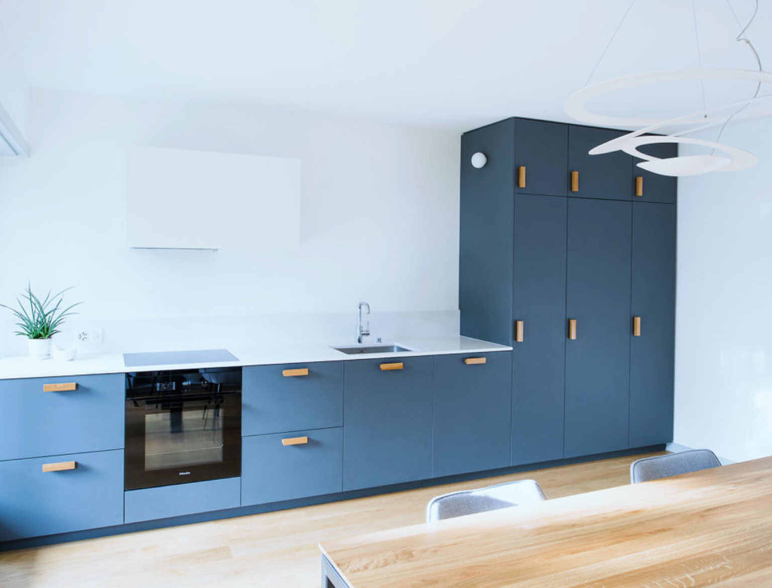 cuisine bois sur mesure, haut de gamme region lausanne, concept Biolley-Pollini