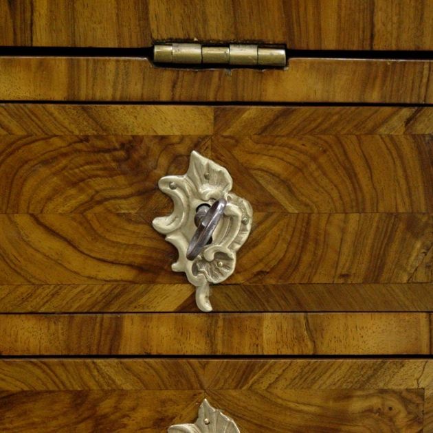 Secrétaire Ls XV détail tiroir - La passion du bois SA